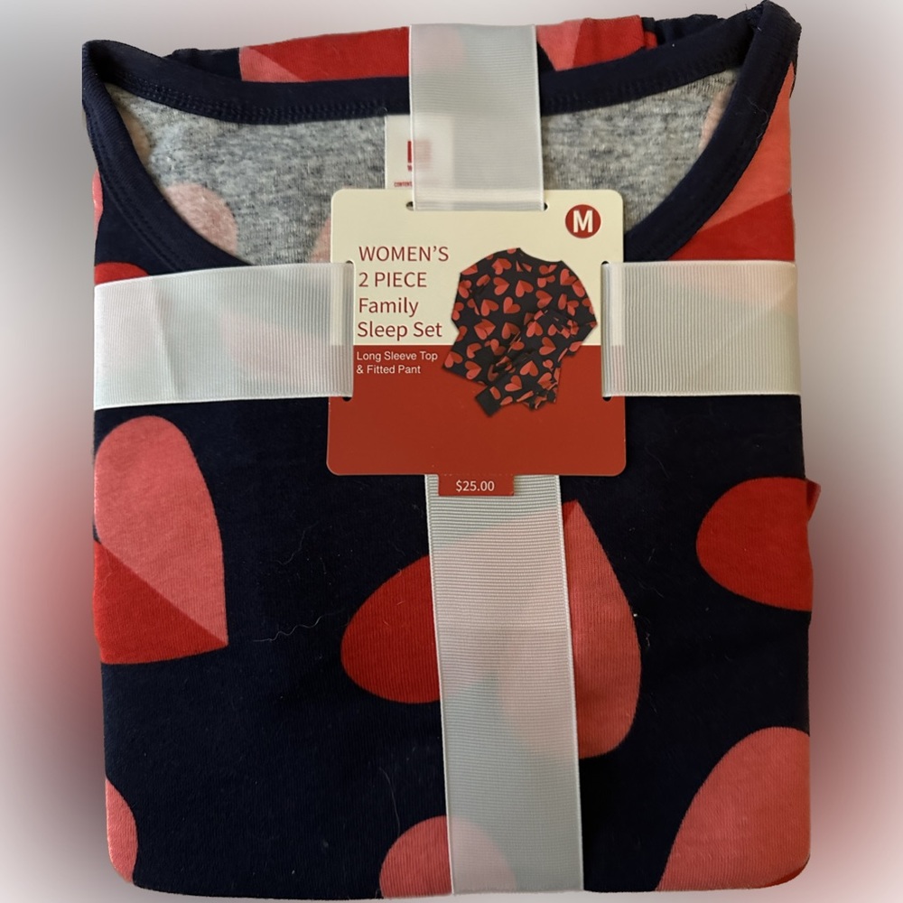 Women’s size medium pj set NWT